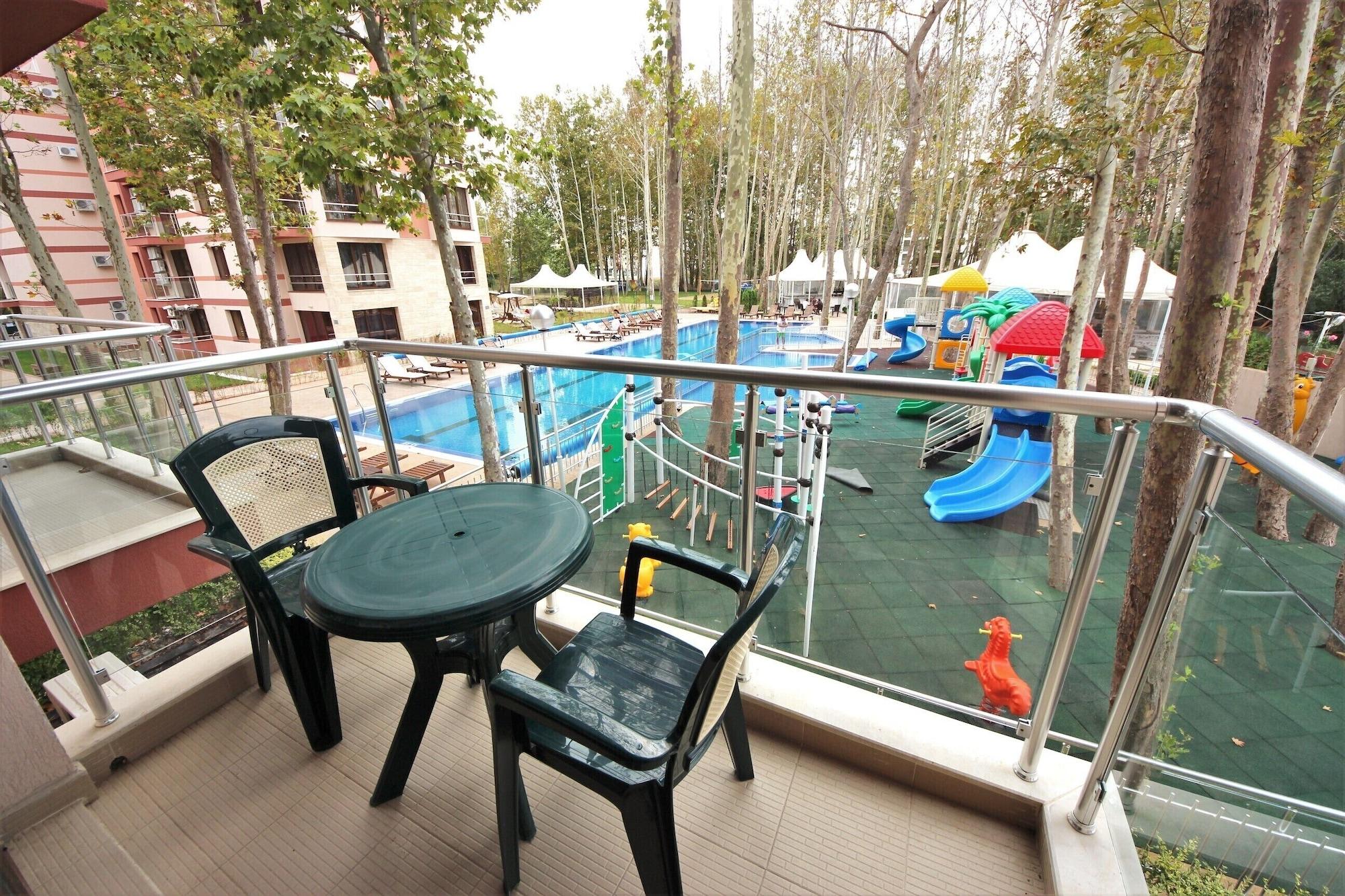 Menada Tarsis Apartments Sunny Beach Exterior photo