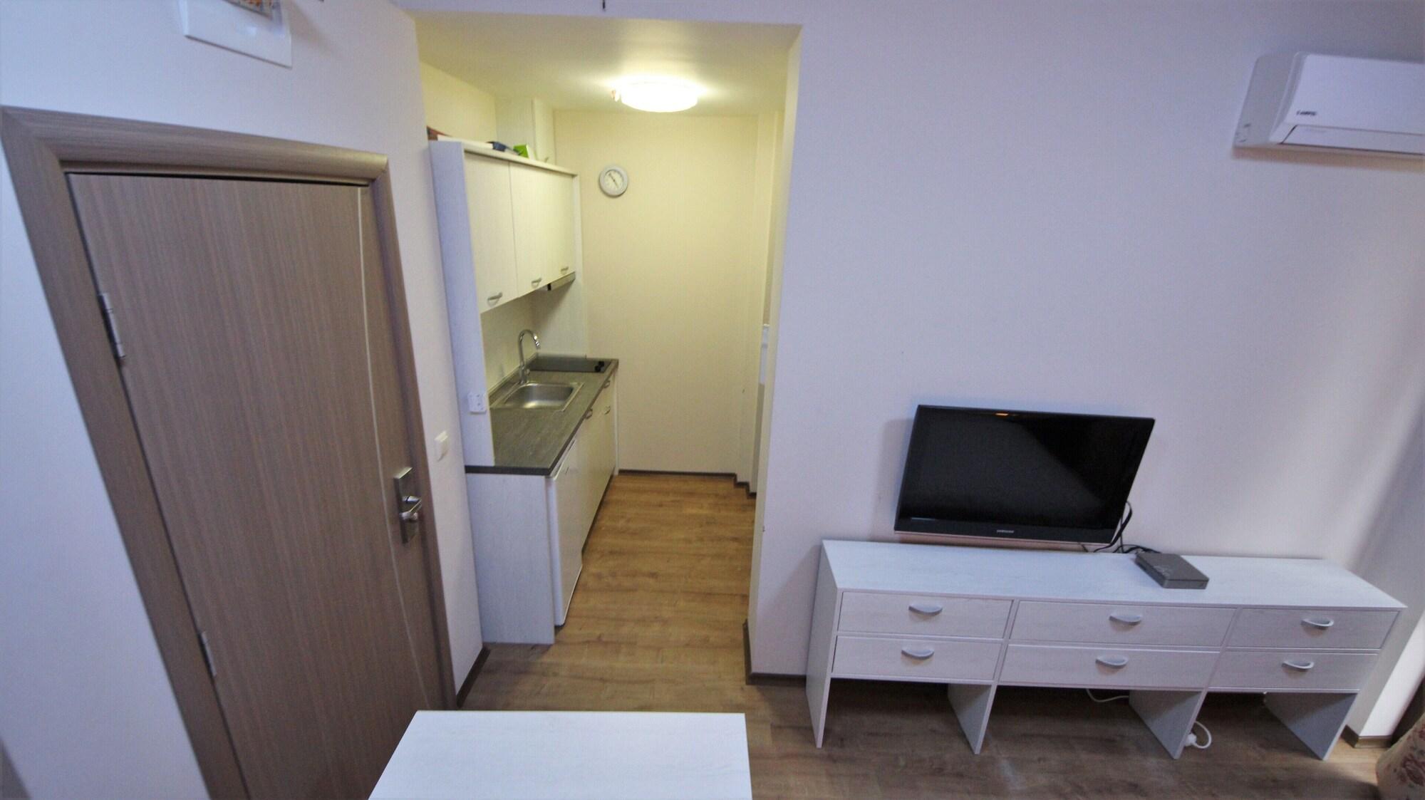 Menada Tarsis Apartments Sunny Beach Exterior photo