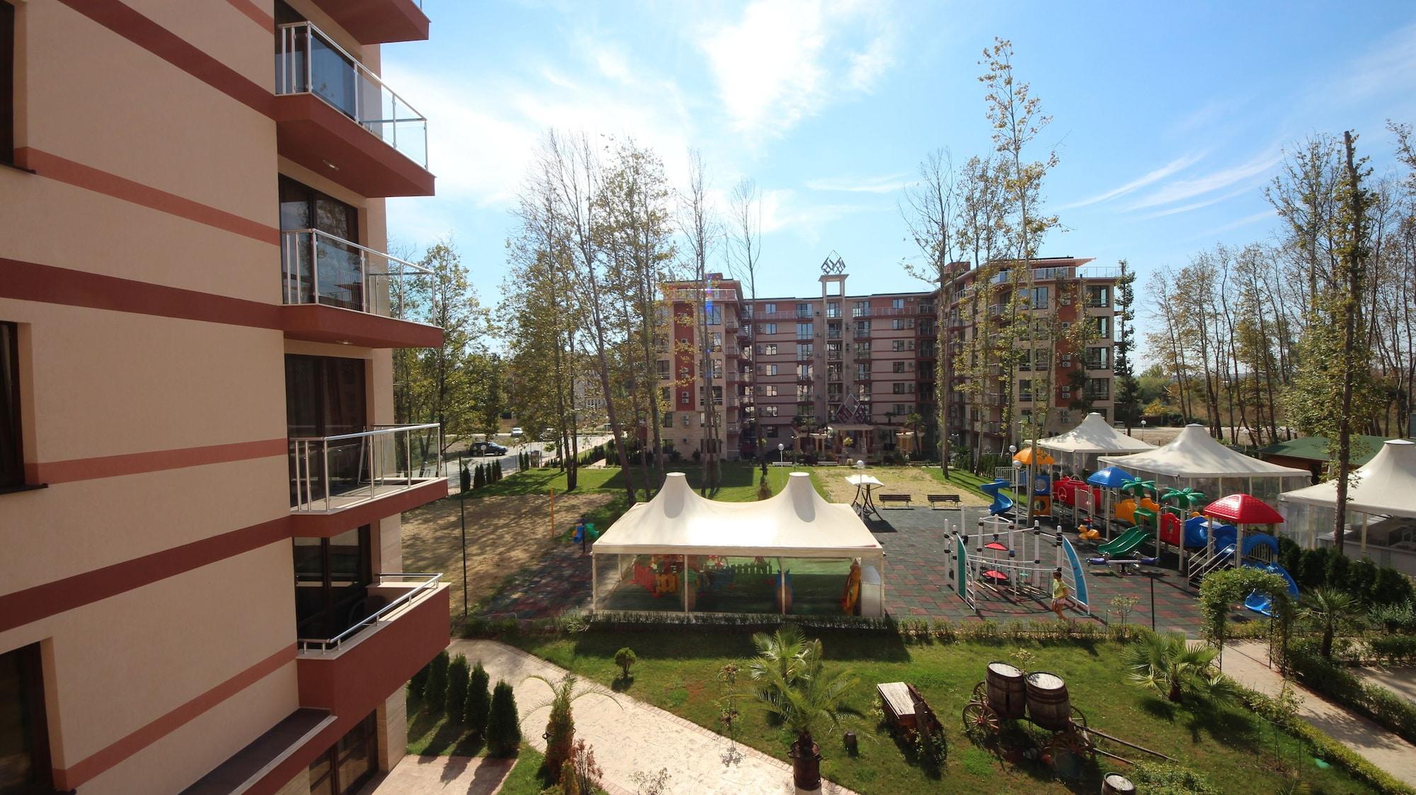 Menada Tarsis Apartments Sunny Beach Exterior photo