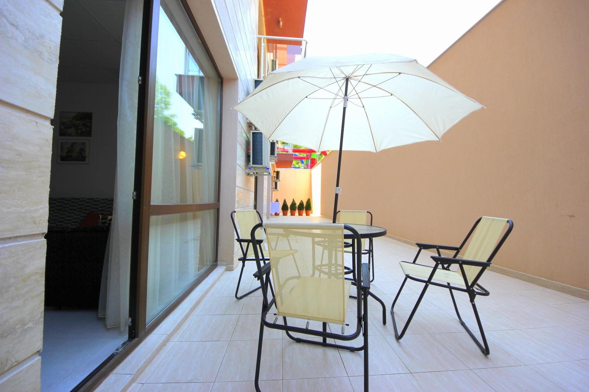 Menada Tarsis Apartments Sunny Beach Exterior photo