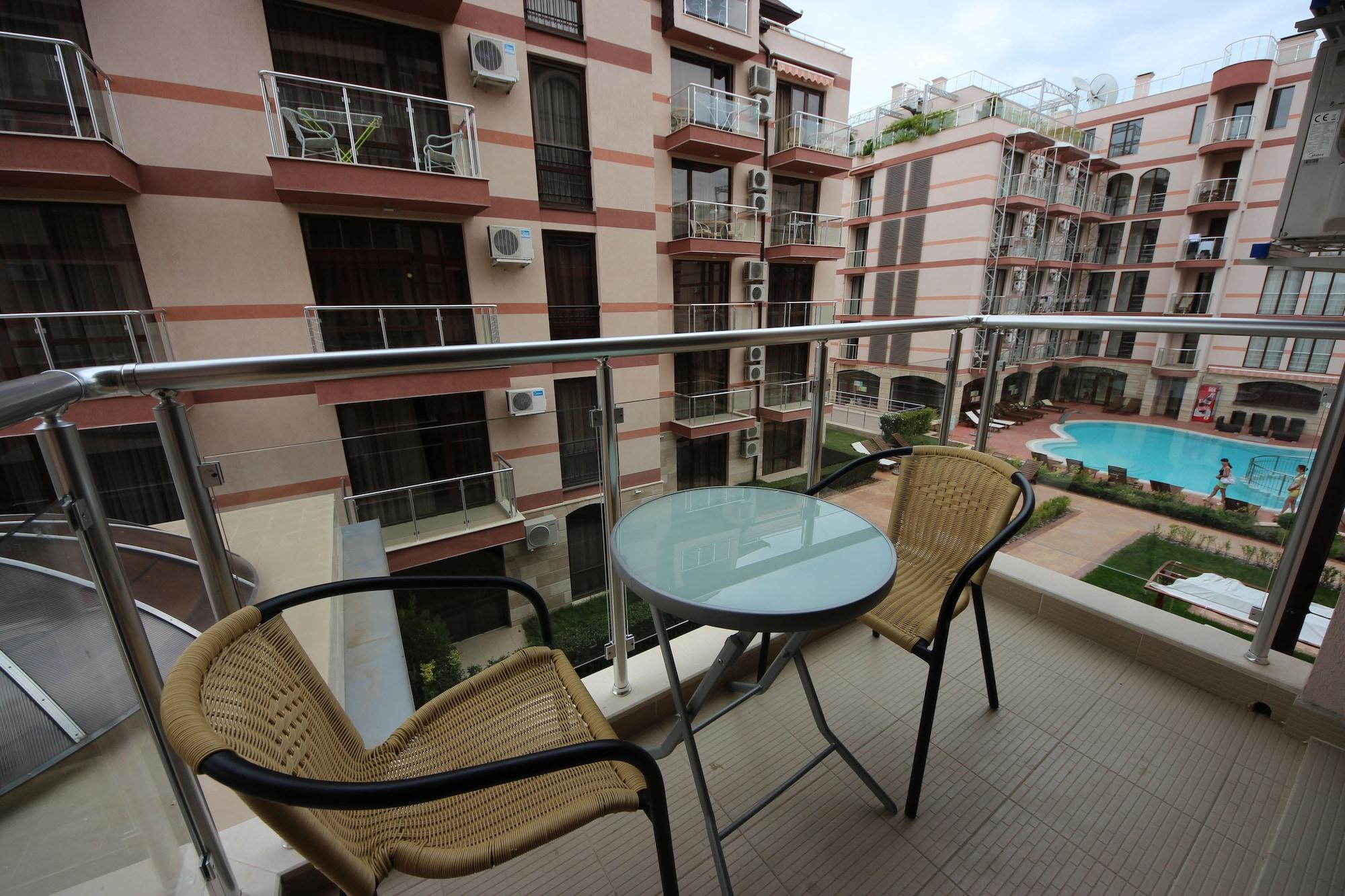 Menada Tarsis Apartments Sunny Beach Exterior photo