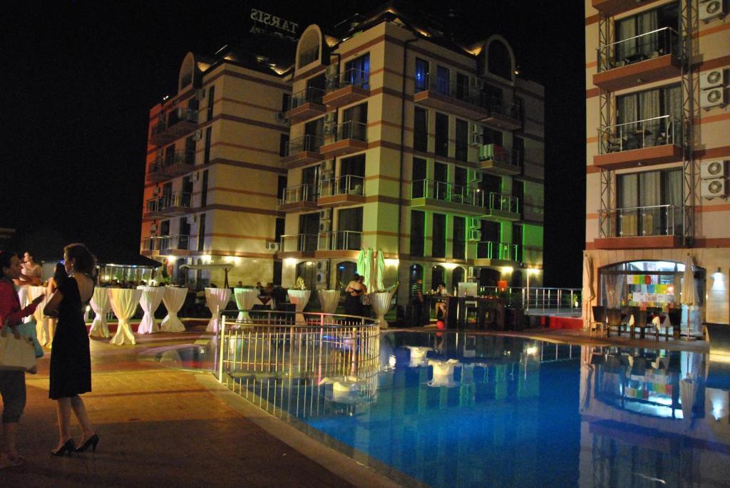 Menada Tarsis Apartments Sunny Beach Room photo