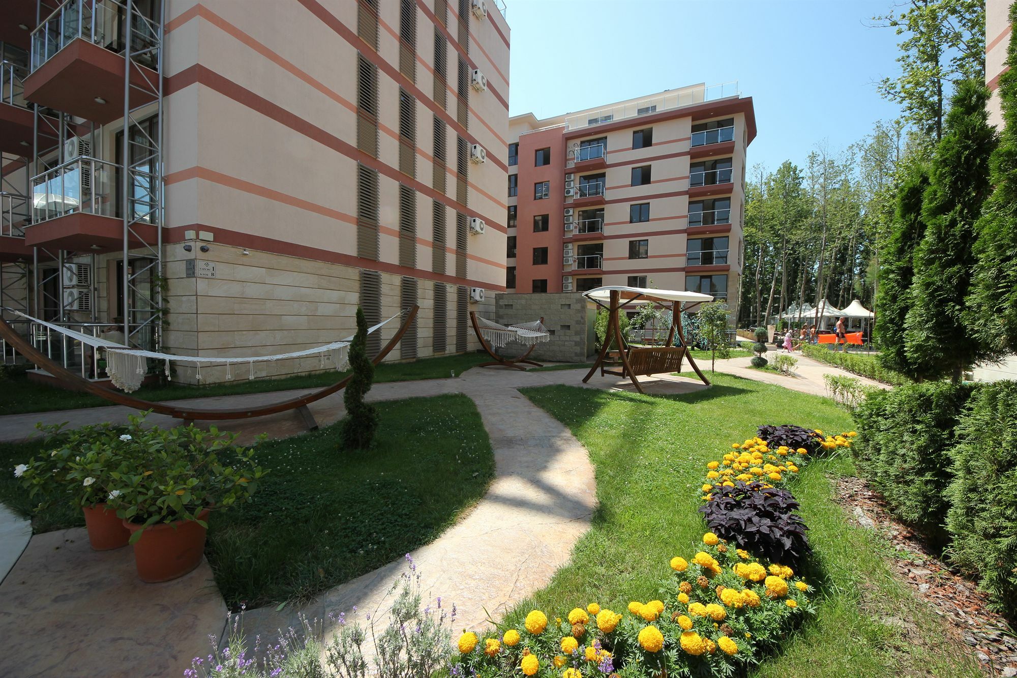 Menada Tarsis Apartments Sunny Beach Exterior photo