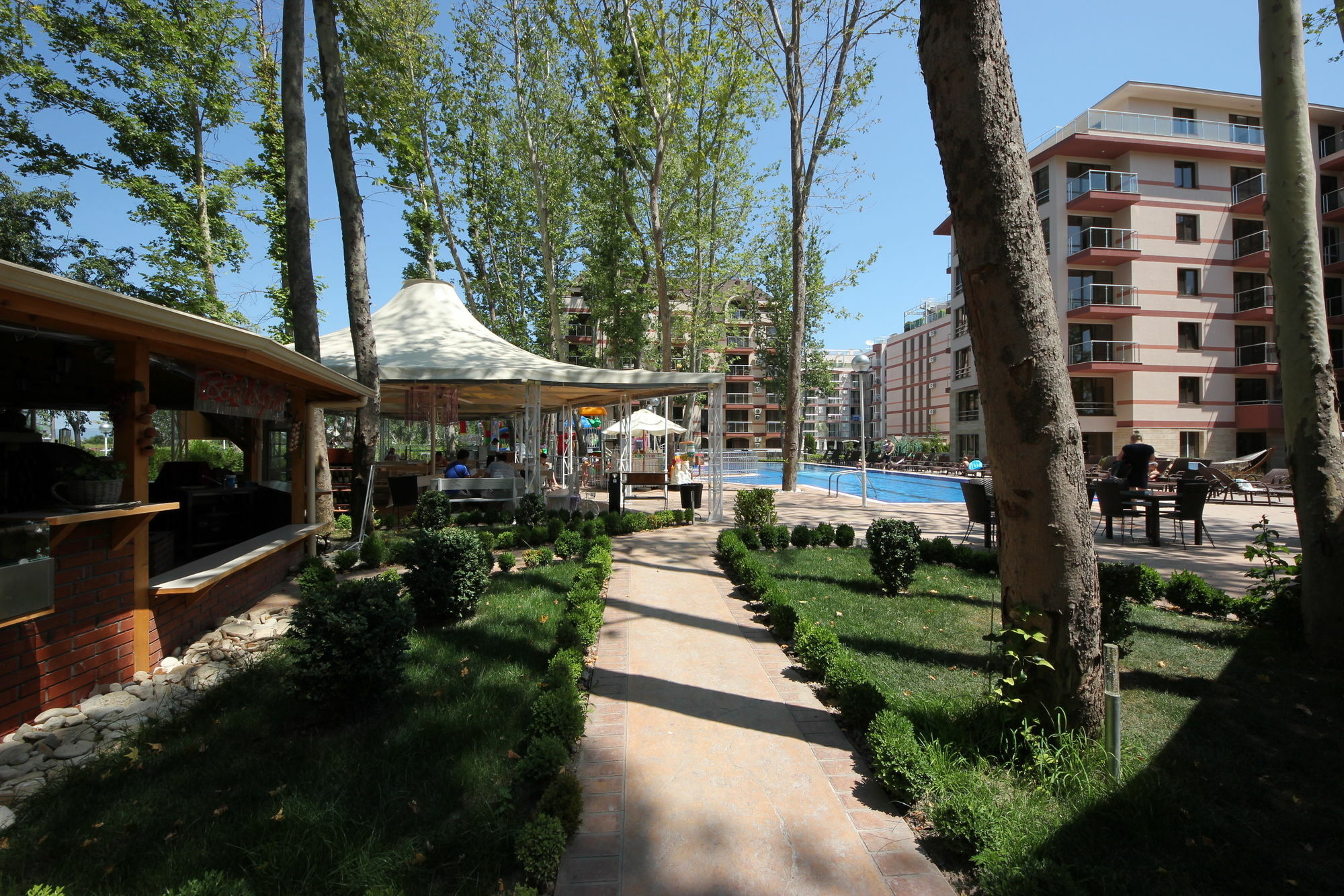 Menada Tarsis Apartments Sunny Beach Exterior photo