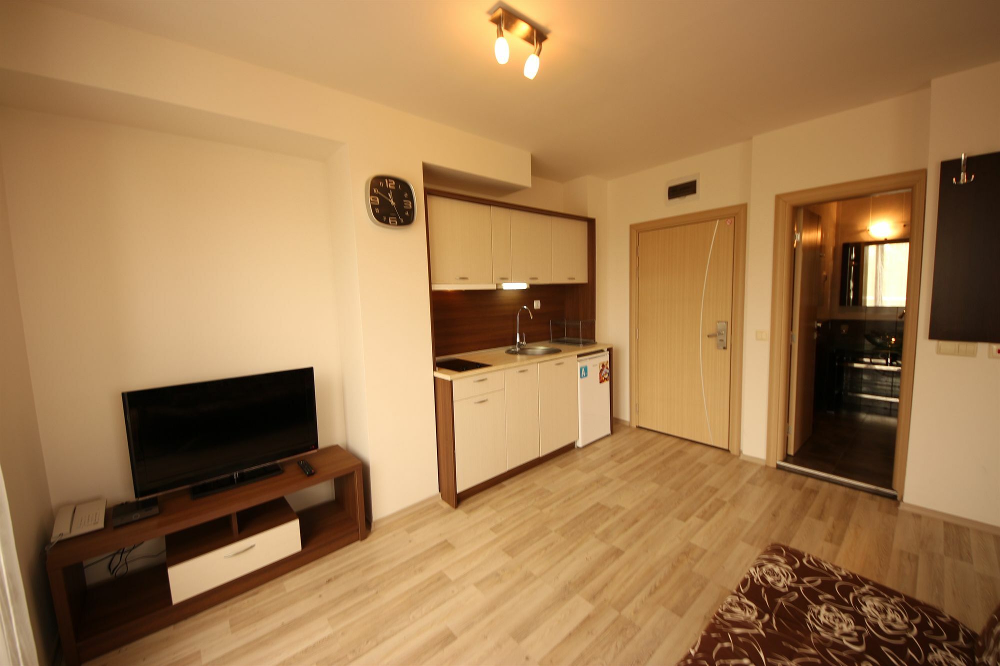 Menada Tarsis Apartments Sunny Beach Exterior photo